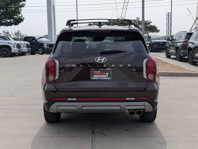 Used 2024 Hyundai Palisade SEL FWD image 7