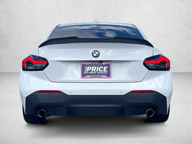Used 2024 BMW 230i Coupe w/ Convenience Package RWD image 4