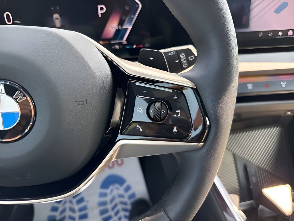 Used 2025 BMW X3 xDrive30i w/ Convenience Package image 29