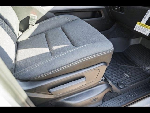 New 2025 RAM 1500 Big Horn AWD/4WD image 32