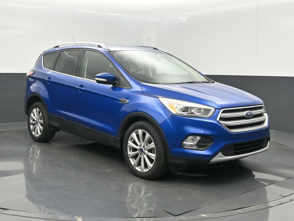 Used 2017 Ford Escape Titanium w/ Equipment Group 301A FWD image 3