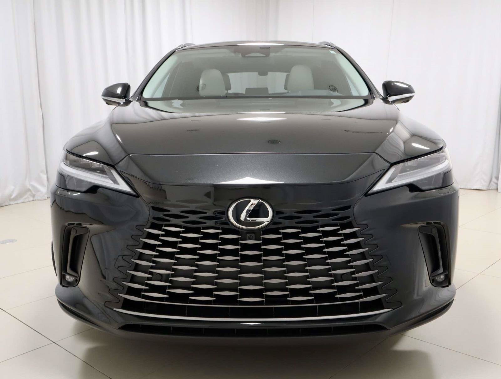 Used 2025 Lexus RX 450h AWD w/ Convenience Package image 8