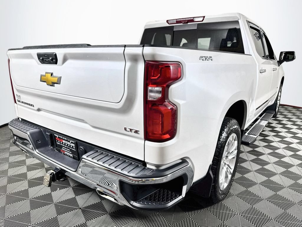 Used 2024 Chevrolet Silverado 1500 LTZ w/ Technology Package AWD/4WD image 7