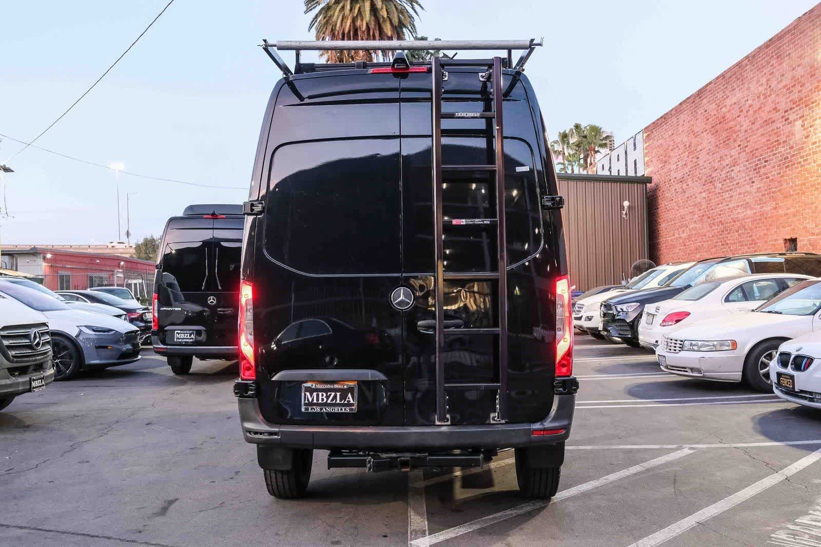 Used 2021 Mercedes-Benz Sprinter 2500 w/ Comfort Plus Package image 5