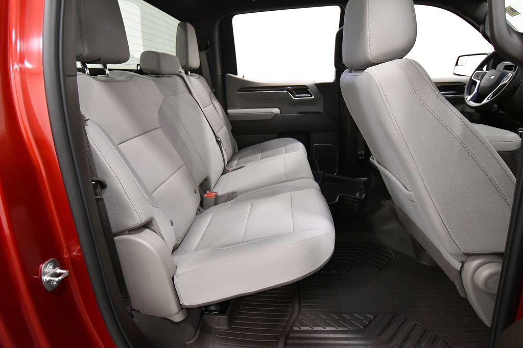 Used 2024 Chevrolet Silverado 1500 RST AWD/4WD image 17