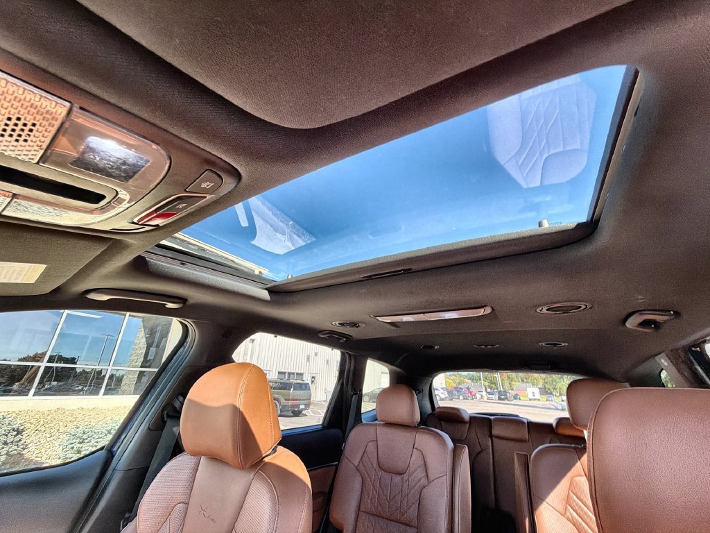 Used 2025 Kia Telluride EX X-Line AWD/4WD image 16