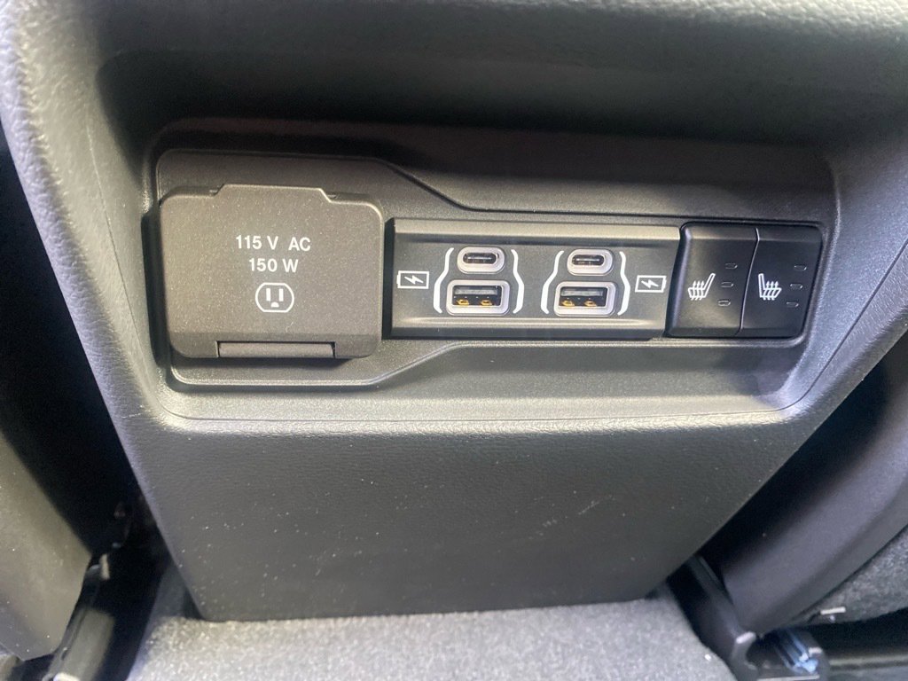 New 2025 Jeep Grand Cherokee Limited w/ Black Appearance Package image 17