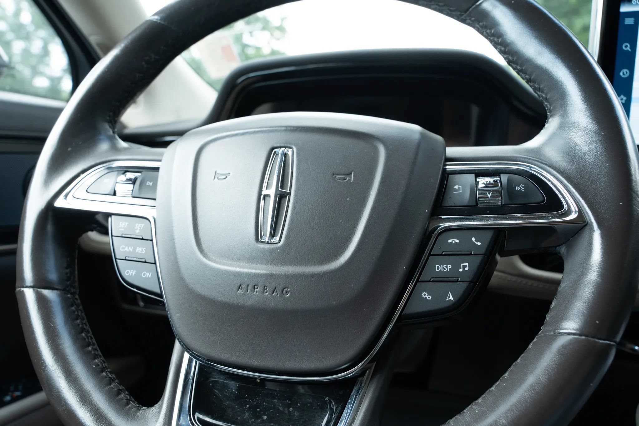 Used 2021 Lincoln Nautilus Reserve FWD image 32