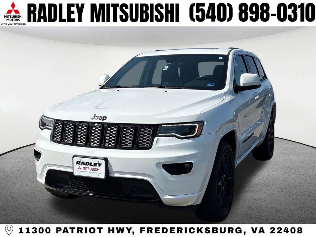 Used 2020 Jeep Grand Cherokee Altitude AWD/4WD image 1