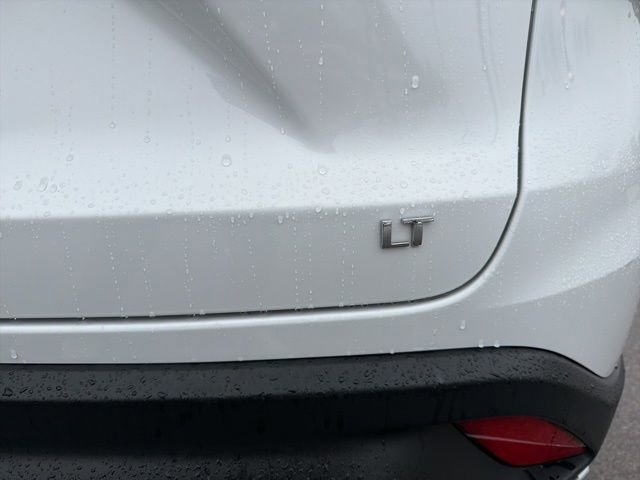 Certified 2025 Chevrolet Trax LT FWD image 12