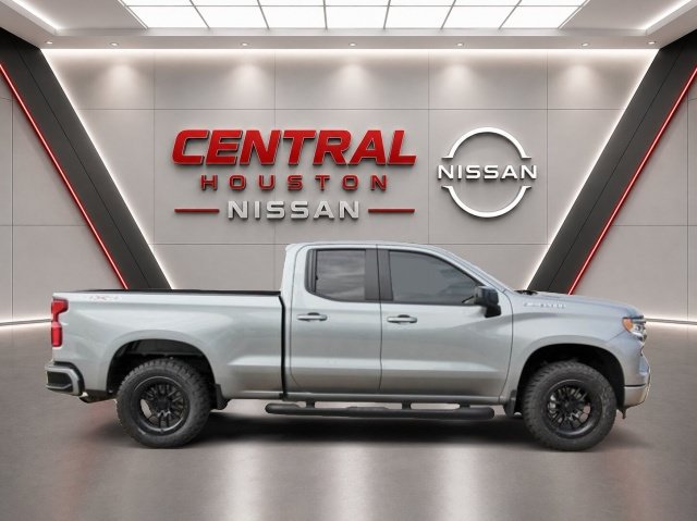 Used 2026 Chevrolet Silverado 1500 RST w/ RST Select Package AWD/4WD image 5