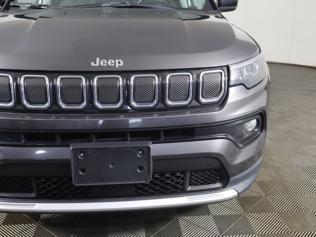 Used 2022 Jeep Compass Limited AWD/4WD image 12