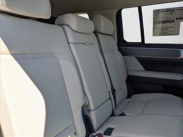 New 2026 Hyundai Santa Fe SE FWD image 19