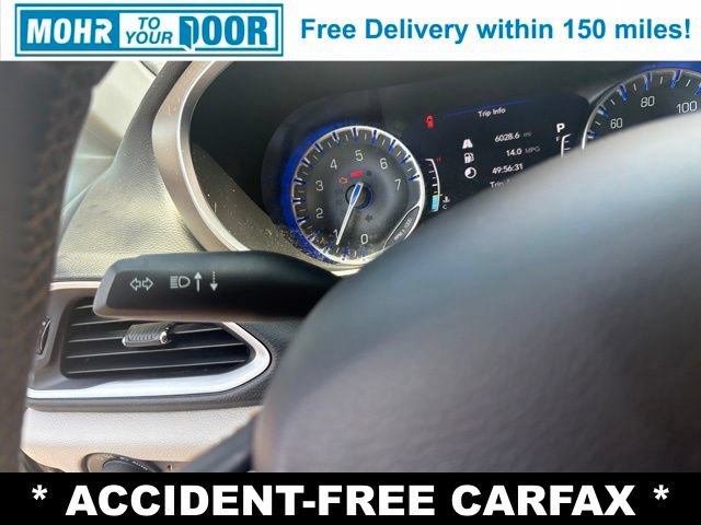 Used 2017 Chrysler Pacifica Touring-L Plus w/ Advanced Safetytec Group FWD image 19