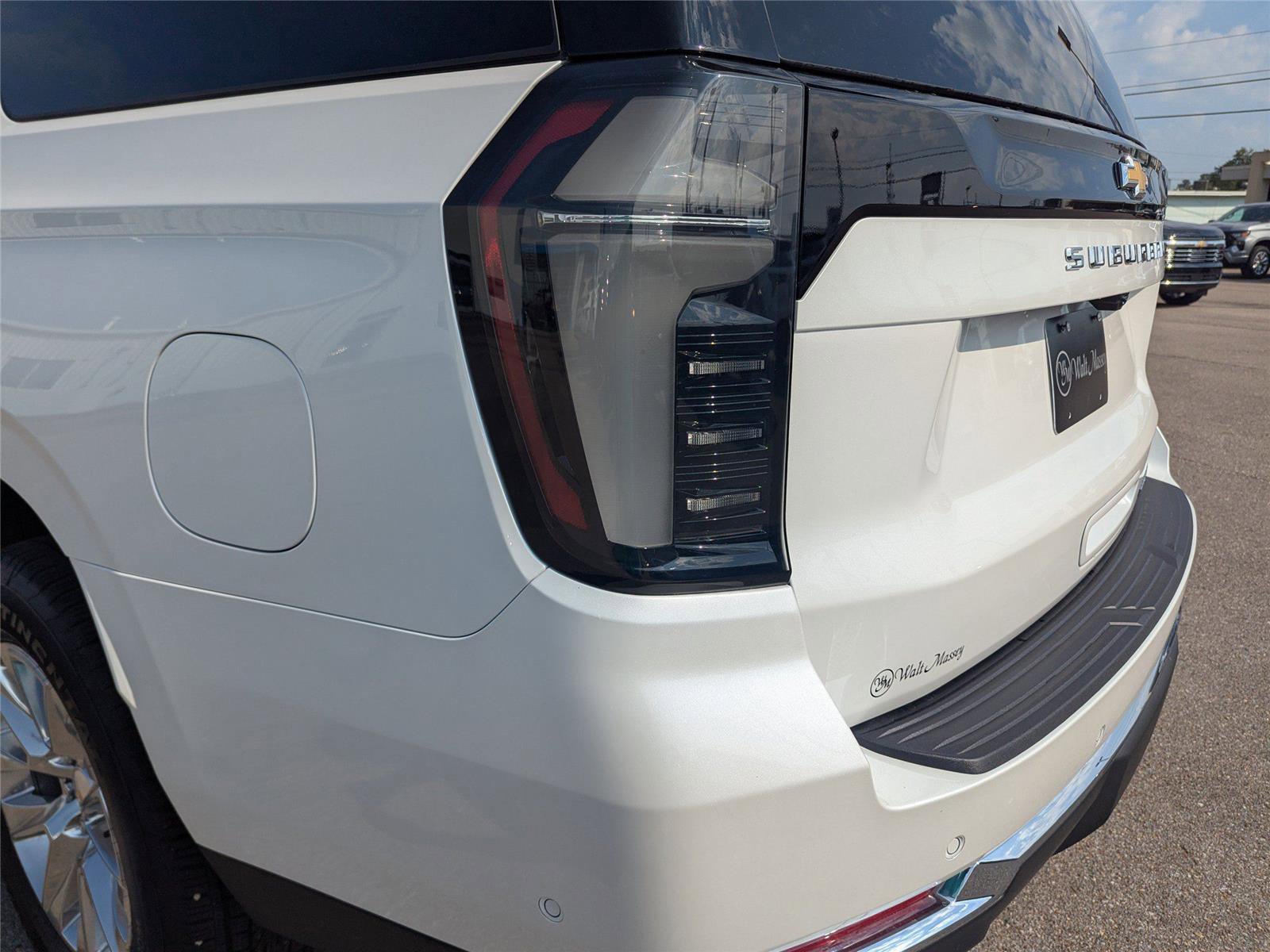 New 2025 Chevrolet Suburban Premier image 12