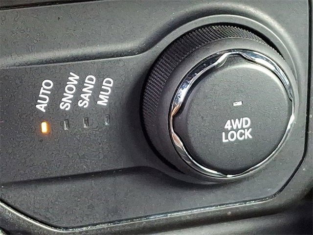 Used 2023 Jeep Renegade Latitude image 26