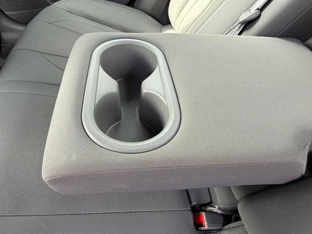 Used 2025 Hyundai Elantra SEL FWD image 14