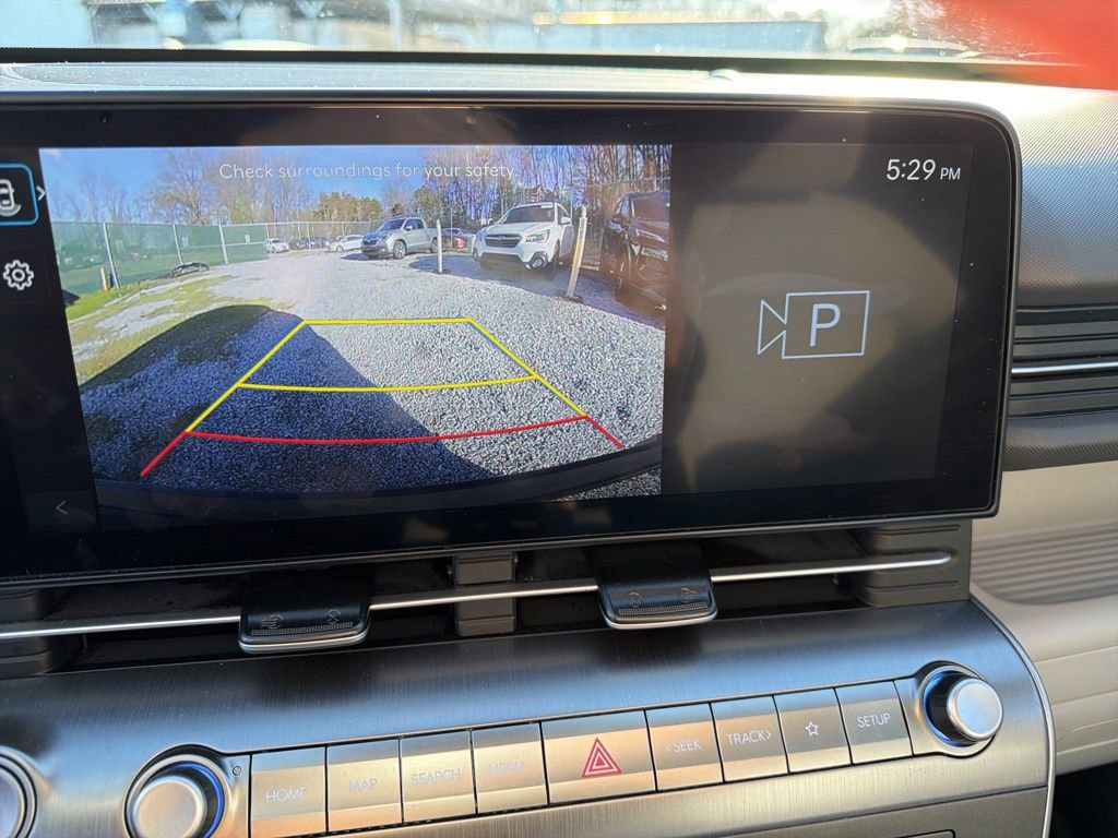 Used 2025 Hyundai Kona SEL image 8