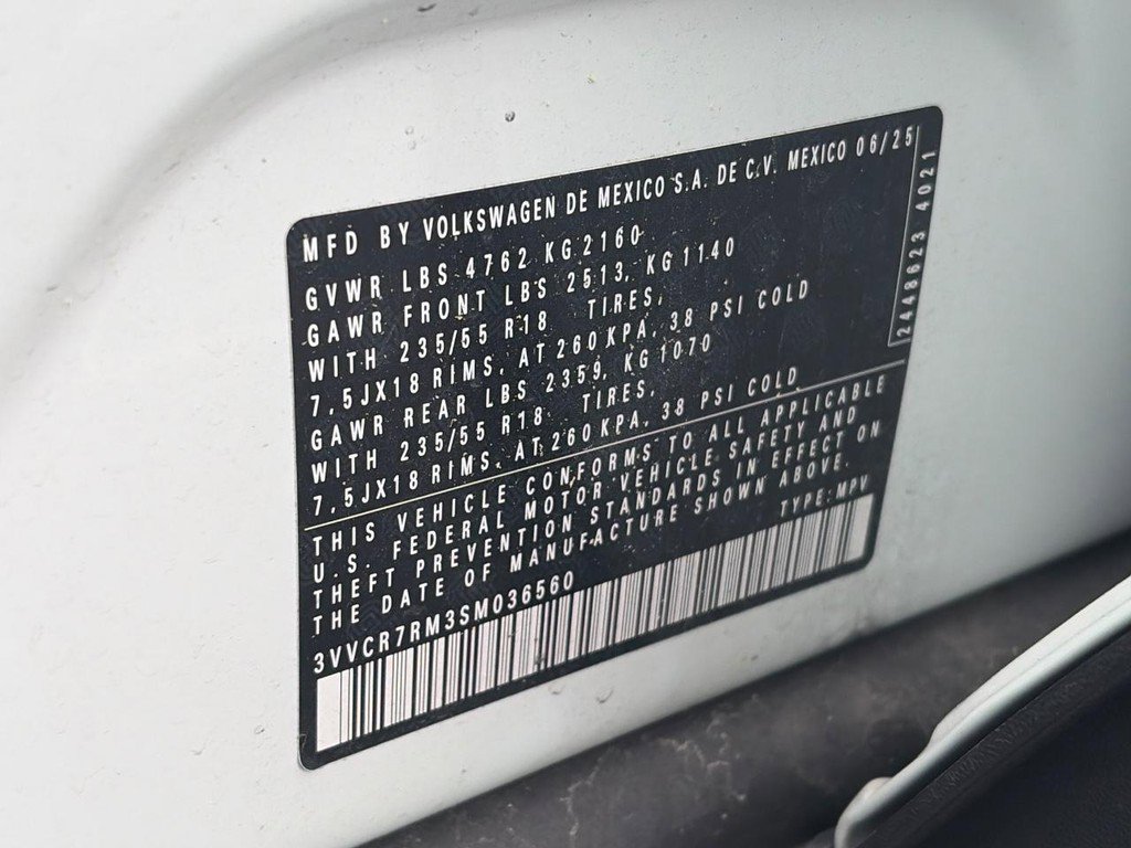 Used 2025 Volkswagen Tiguan S w/ 18" Wheel Package image 22