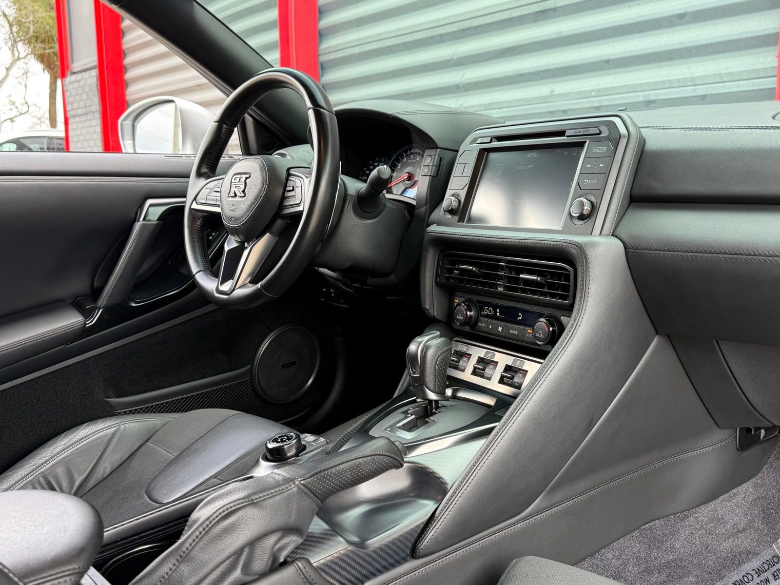 Used 2023 Nissan GT-R Premium w/ Floor Mat Package image 22