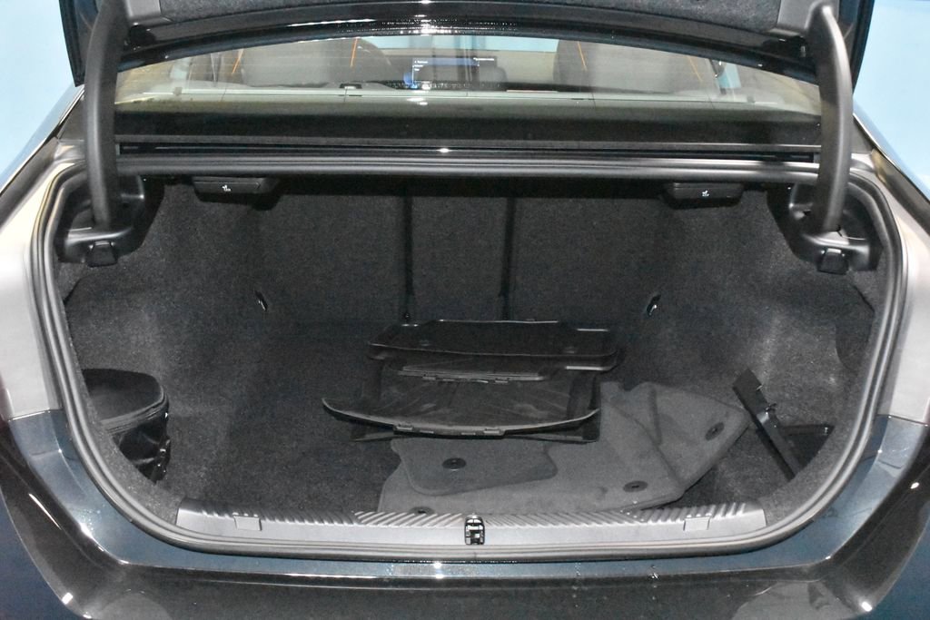 Certified 2026 BMW 540i xDrive w/ M Sport Package image 28