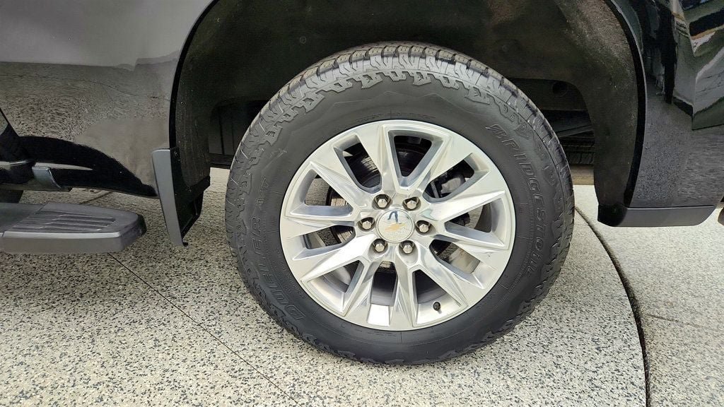 Used 2022 Chevrolet Silverado 1500 LTZ AWD/4WD image 9