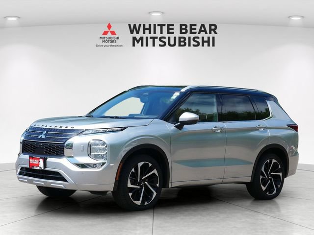 Used 2024 Mitsubishi Outlander SEL AWD/4WD image 2