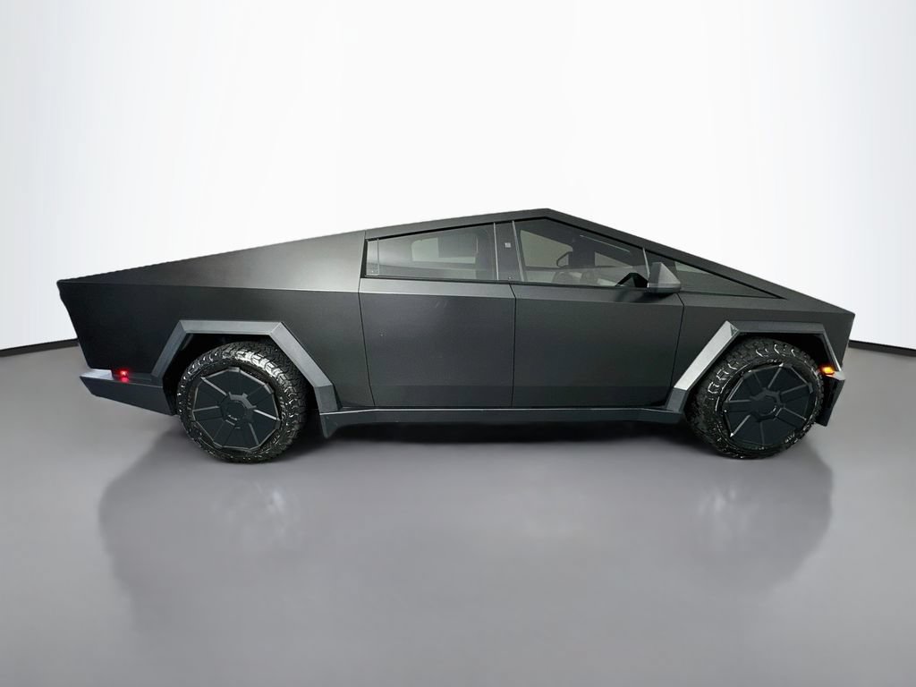 Used 2024 Tesla Cybertruck AWD Crew Cab image 8