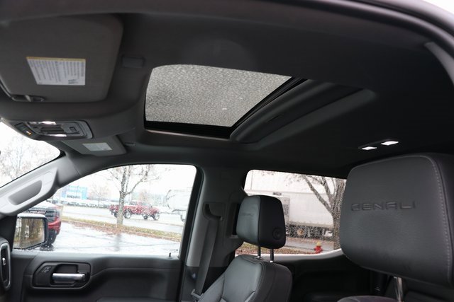Used 2021 GMC Sierra 1500 Denali w/ Denali Ultimate Package image 17