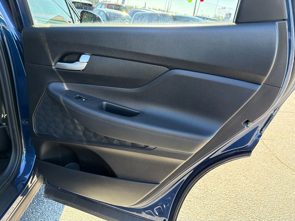 Used 2020 Hyundai Santa Fe SEL FWD image 16