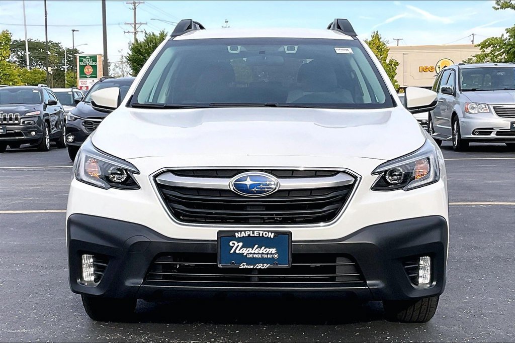 Used 2022 Subaru Outback Premium AWD/4WD image 3
