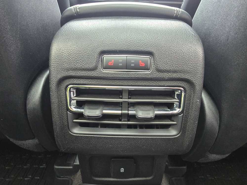 Used 2021 Lincoln Corsair AWD w/ Premium Package image 28