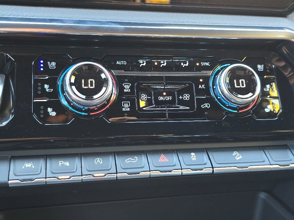 New 2026 GMC Sierra 1500 Denali w/ Technology Package image 15