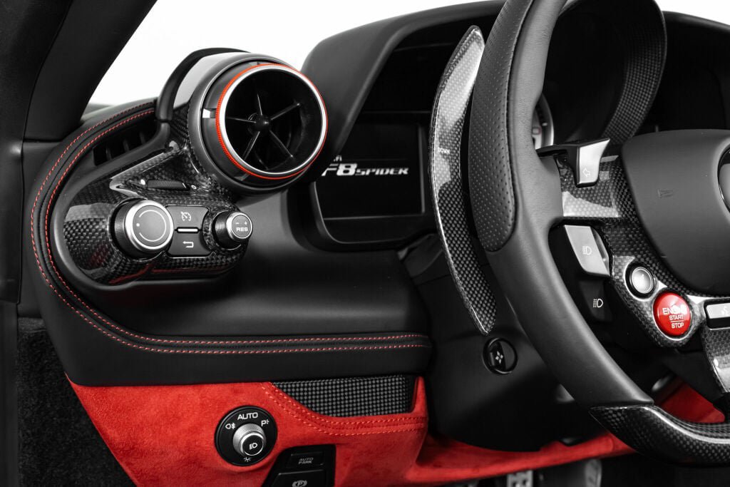 Used 2022 Ferrari F8 Tributo RWD image 42