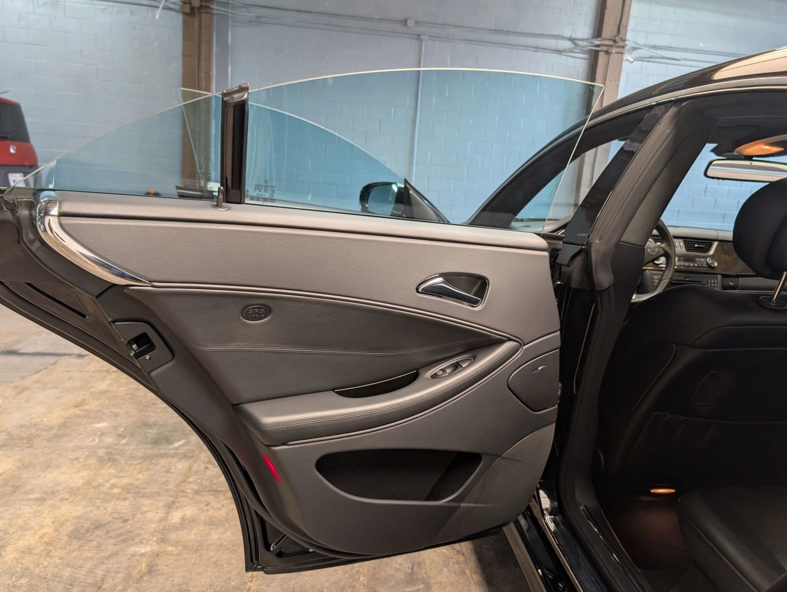 Used 2009 Mercedes-Benz CLS 63 AMG image 19