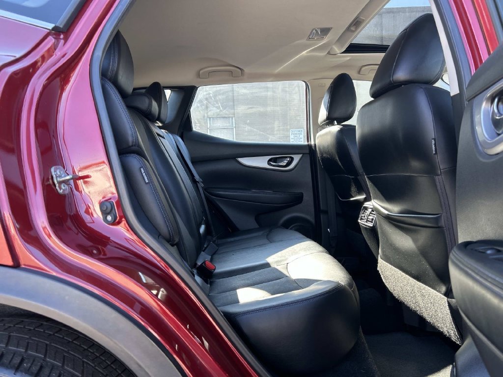 Used 2020 Nissan Rogue Sport SL w/ Premium Package AWD/4WD image 17