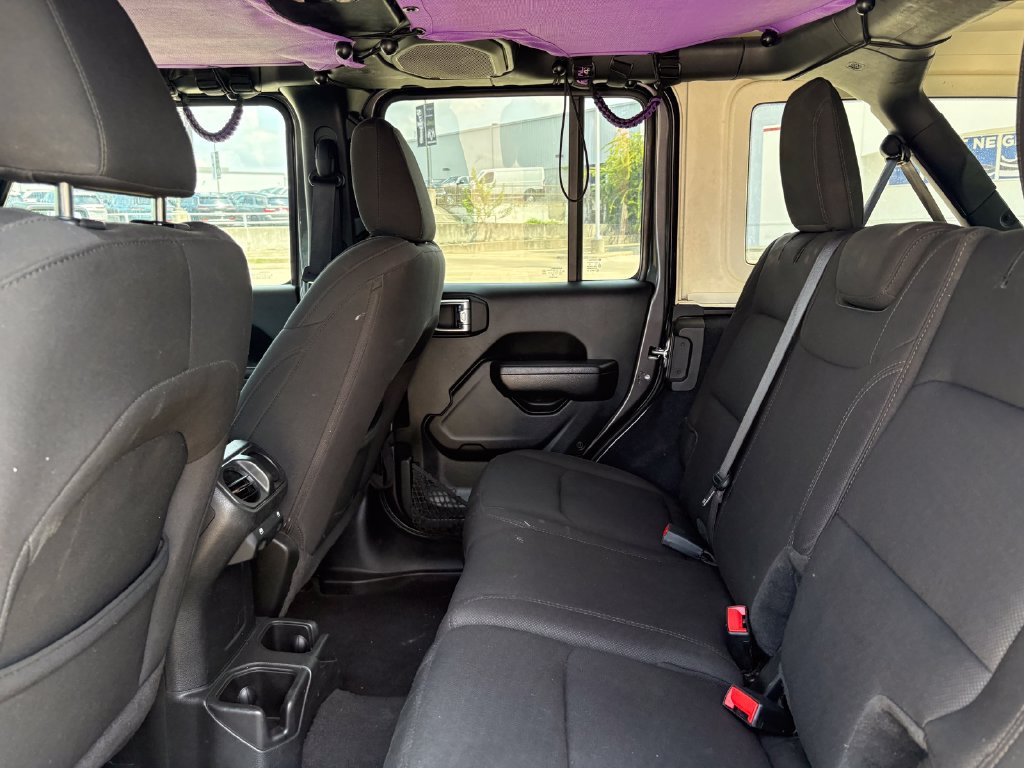 Used 2022 Jeep Wrangler Unlimited Sport AWD/4WD image 15