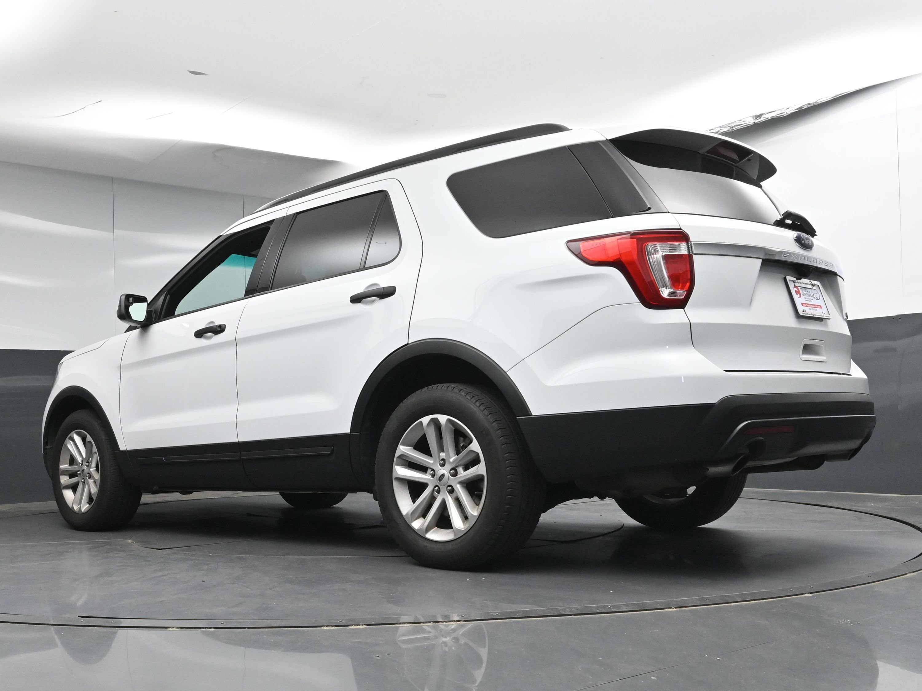 Used 2017 Ford Explorer FWD image 34