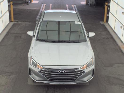 Used 2019 Hyundai Elantra SE image 2