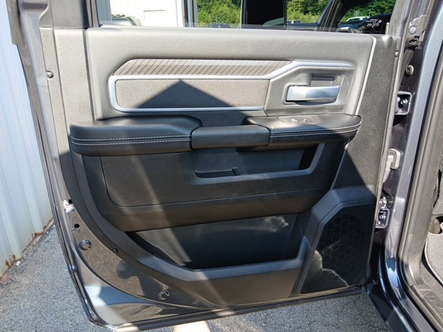 New 2026 RAM 3500 Big Horn AWD/4WD image 20