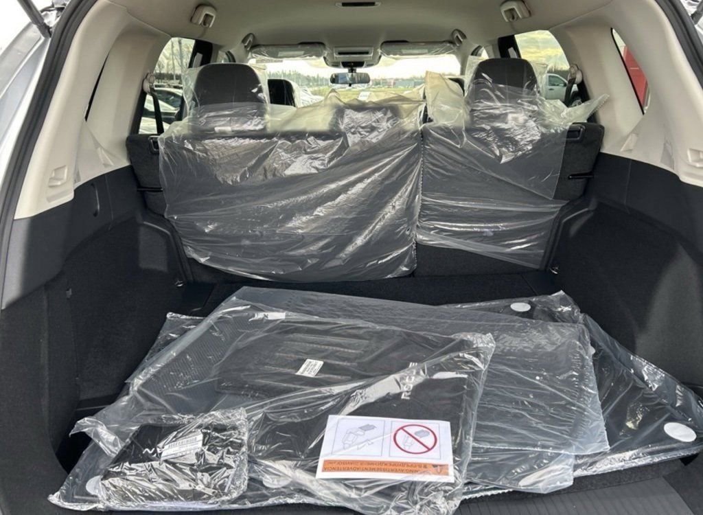 Certified 2025 Nissan Rogue S image 6