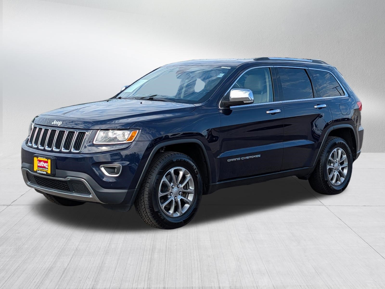 Used 2016 Jeep Grand Cherokee Limited AWD/4WD image 7
