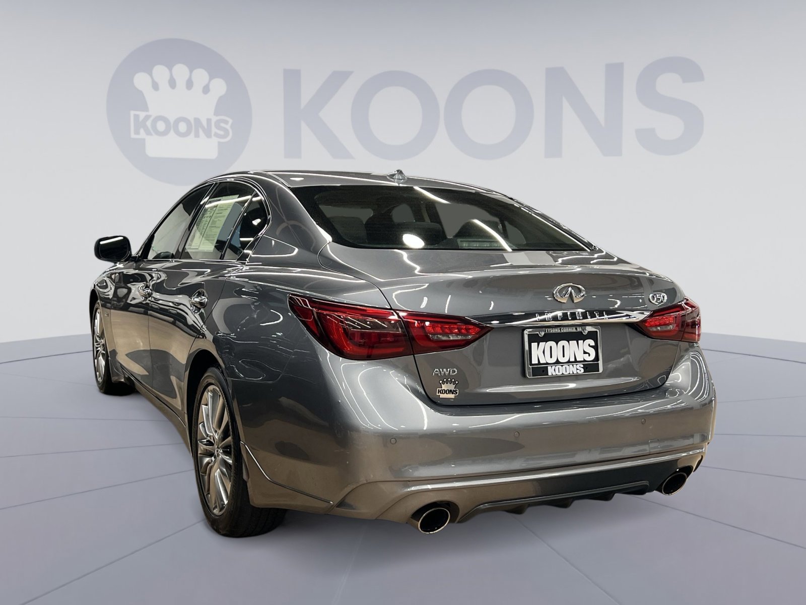 Used 2018 INFINITI Q50 Luxe w/ Essential Package (3.0T Luxe) image 2