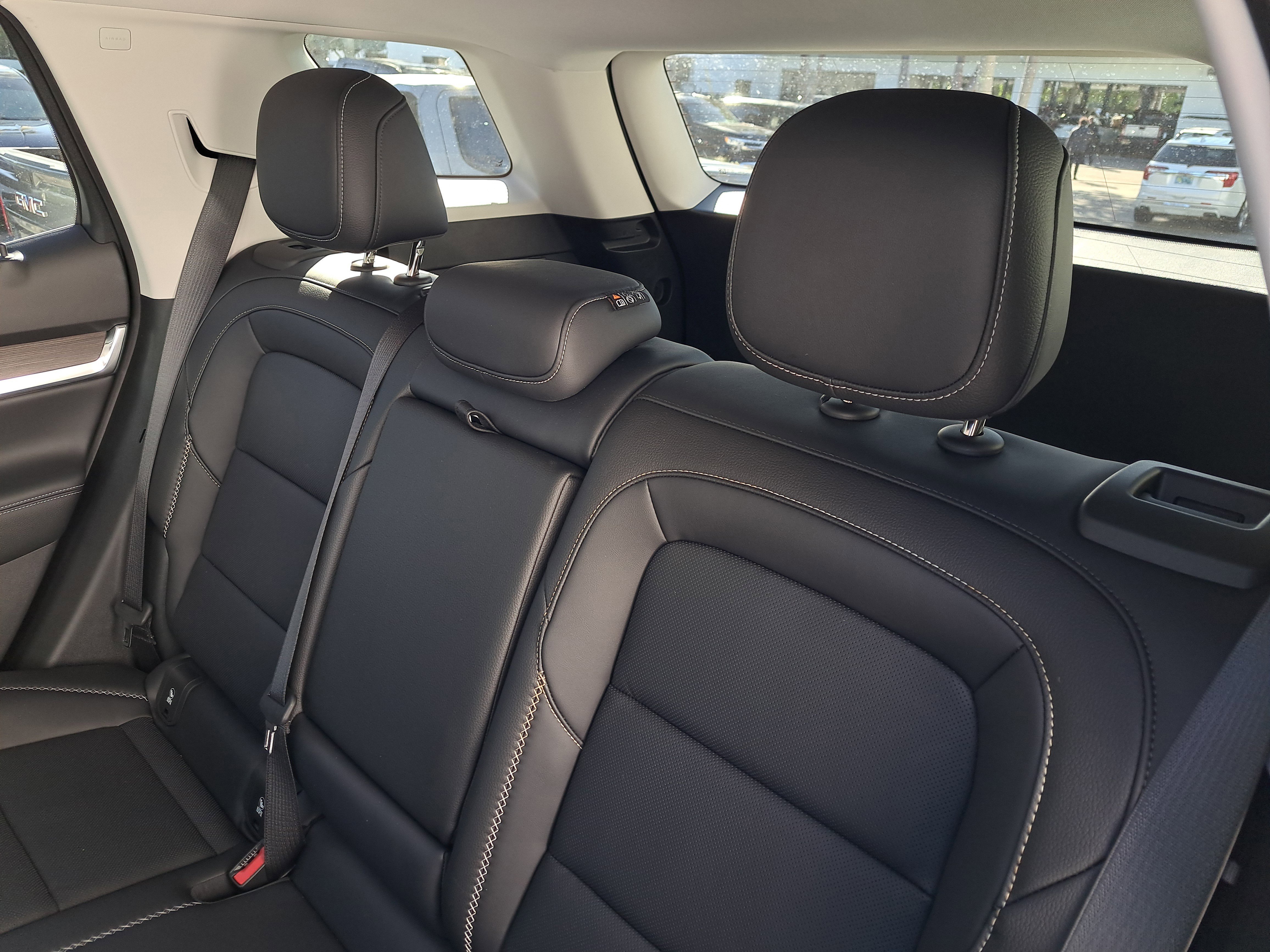 New 2026 GMC Terrain Denali w/ LPO, Black Badging Package image 13