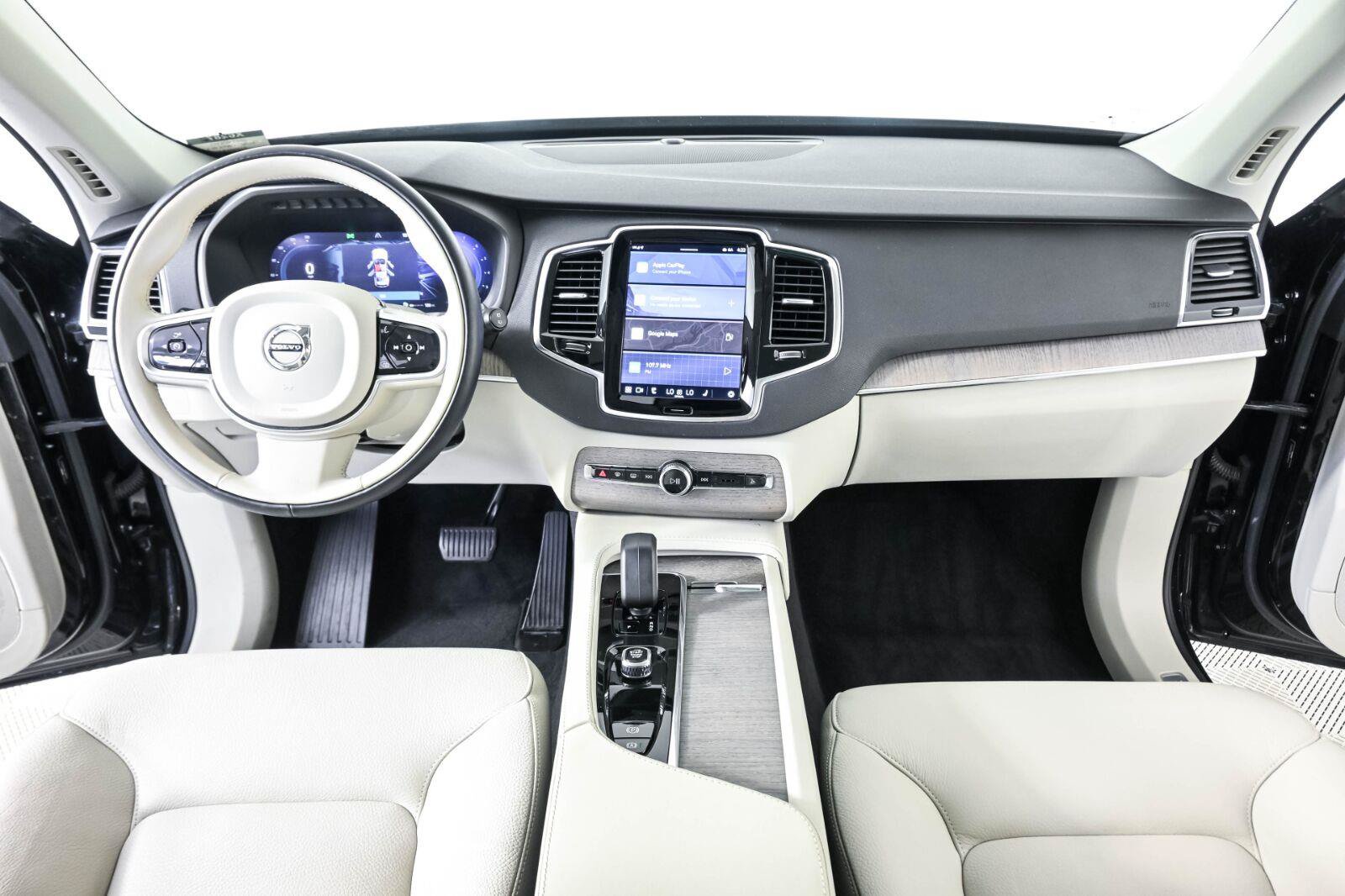 Certified 2023 Volvo XC90 B6 Plus AWD/4WD image 16