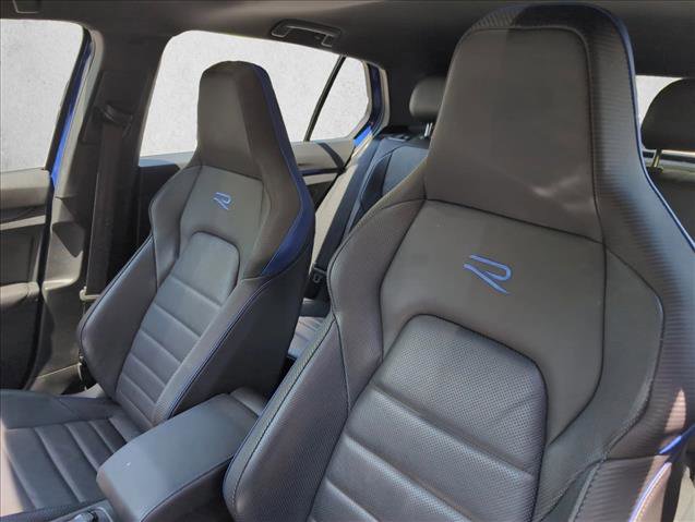 Used 2024 Volkswagen Golf R AWD/4WD image 10