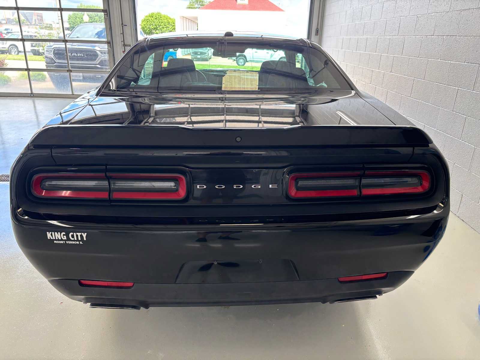 Used 2020 Dodge Challenger R/T RWD image 6