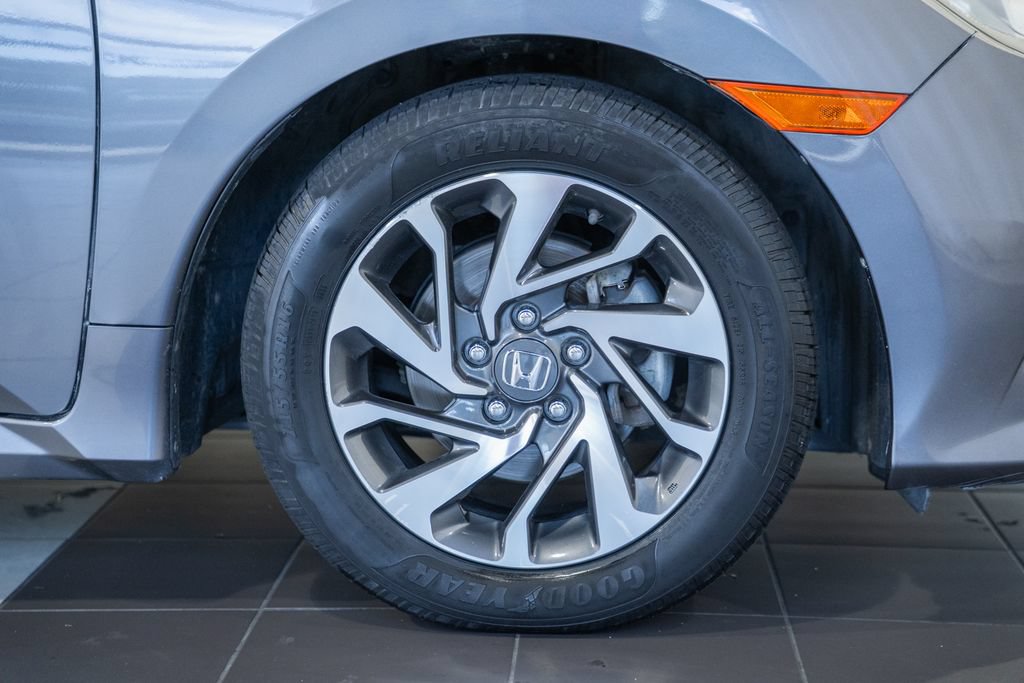 Used 2018 Honda Civic EX image 13