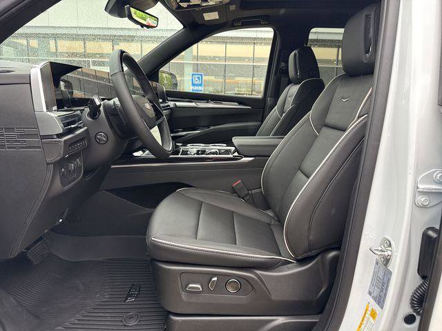 New 2026 Cadillac Escalade Sport w/ Touring Package image 9