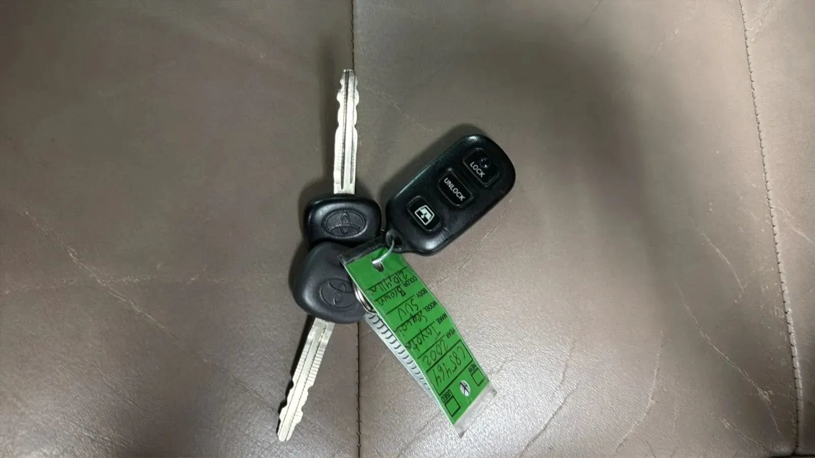 Used 2002 Toyota Sequoia SR5 AWD/4WD image 23
